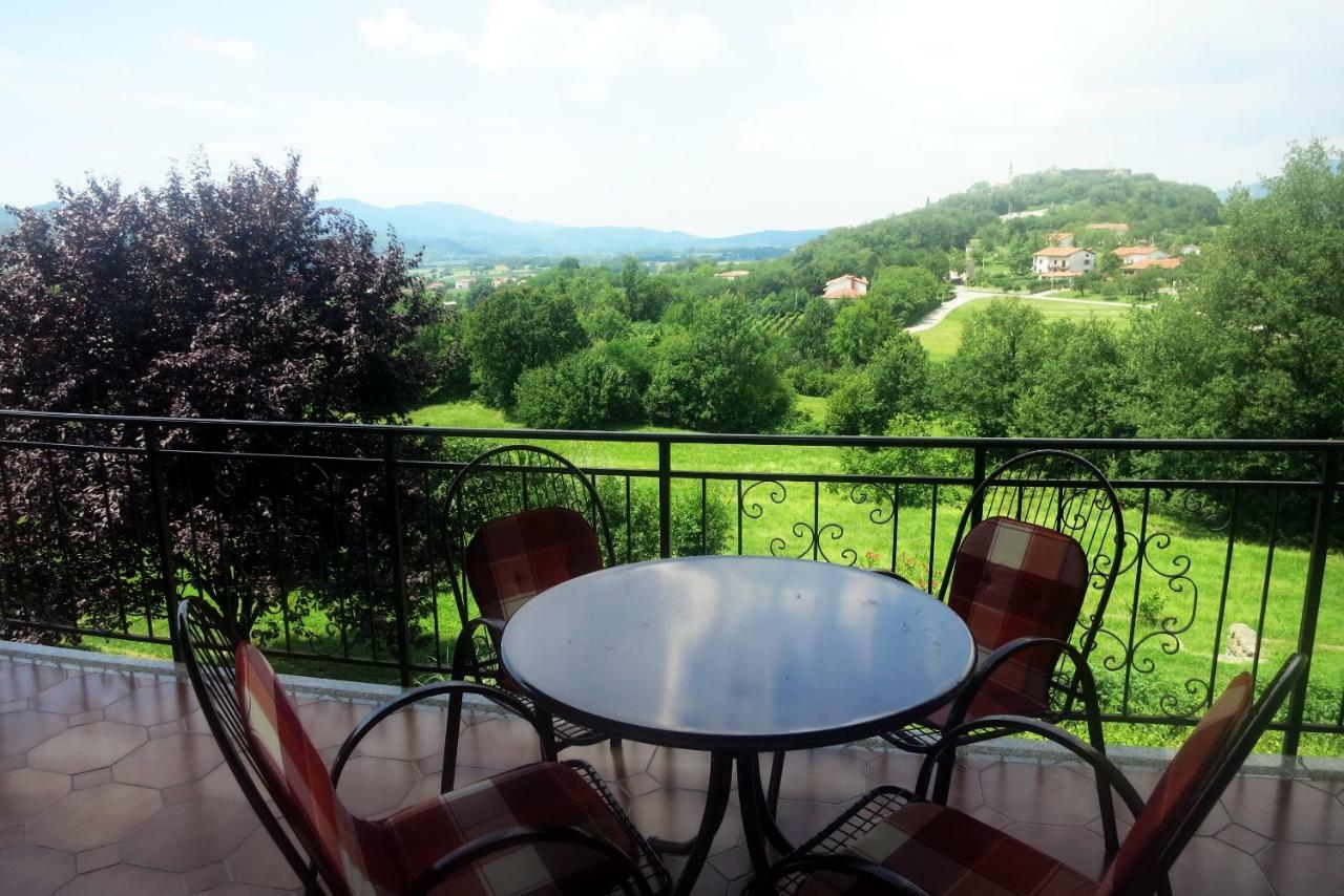 Apartma Kapitanovse Ajdovščina Bagian luar foto